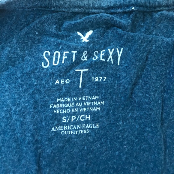 AE soft and sexy top💙 size small - Picture 3 of 3